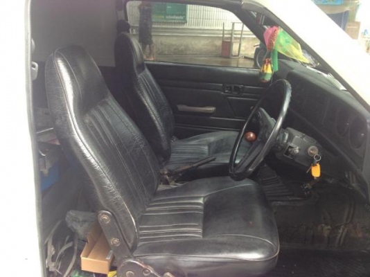 ขายTOYOTA KE36 VAN ทึบแท้ๆ สวยๆพร้อมใช้งานครับ