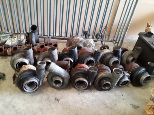 ขาย TURBO KOMATSU ลูกใหญ่ มือสองญี่ปุ่น