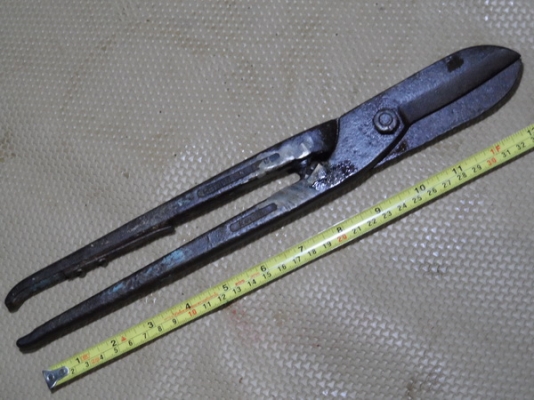 กรรไกรตัดโลหะ 13 นิ้ว อังกฤษ ครับ