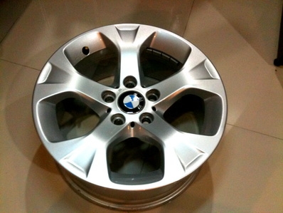 แม็กซ์ใหม่ BMW ขนาด 17 นิ้ว 5รู 120 สภาพไม่มีรอย ใหม่ทุกวง ทั้งด้านหน้าด้านหลัง =21,500 แม็กซ์ใหม่ BMW ขนาด 17 นิ้ว 5รู 120 สภาพไม่มีรอย ใหม่ทุกวง ทั้งด้านหน้าด้านหลัง =21,500