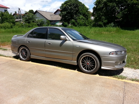 รถยนต์มือสอง