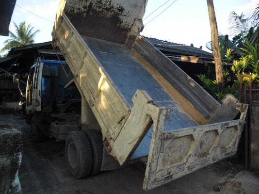 ขาย isuzu เดก้า 210 แรง