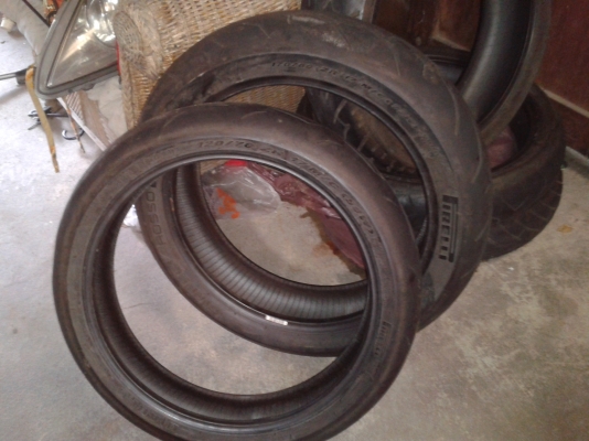 ยาง 170/60/17  และ 120/70/17 PIRELLI  ปี 2012
