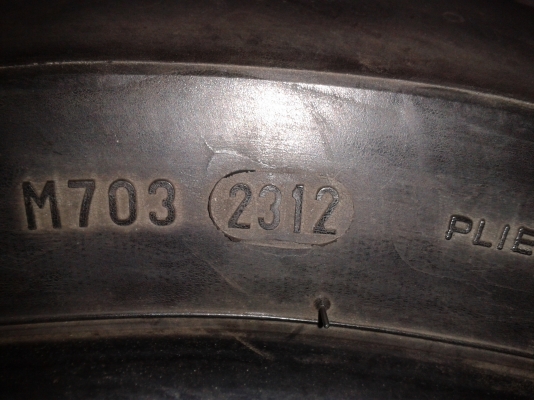 ยาง 170/60/17 และ 120/70/17 PIRELLI ปี 2012 ยาง 170/60/17 และ 120/70/17 PIRELLI ปี 2012