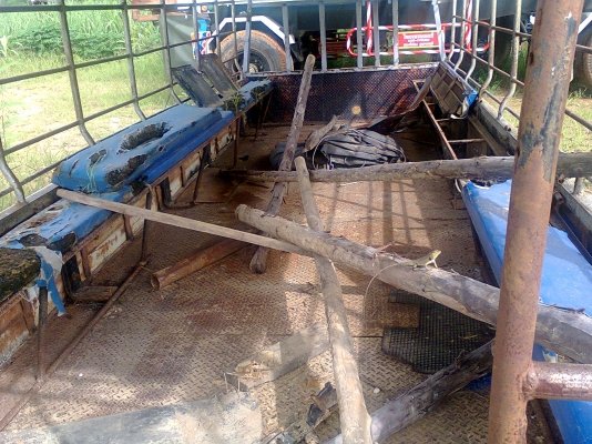 กระบะคาร์โก้ มีคอก 6 ล้อ ยาว 5.5 เมตร ขายถูกๆๆๆ