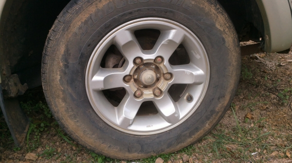 ขายรถกระบะนิสสันแคป 3.0ZDI ปี 47 สภาพพร้อมใช้งาน