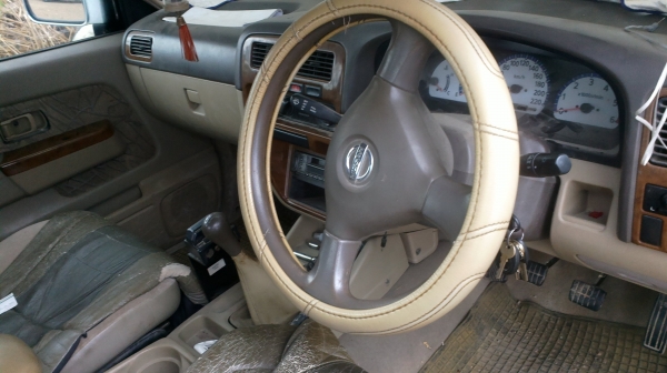 ขายรถกระบะนิสสันแคป 3.0ZDI ปี 47 สภาพพร้อมใช้งาน