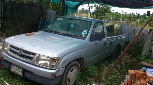 ขายรถกระบะตอนเดี่ยว เครื่อง 2500 TOYOTA HILUX TIGER ปี44