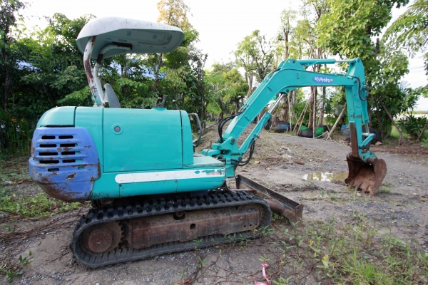 ขายรถแม็คโคร KUBOTA K-030(เท่าPC30-7) ราคาพิเศษ นำเข้าจากญี่ปุ่น ติดต่อ 086-7757900