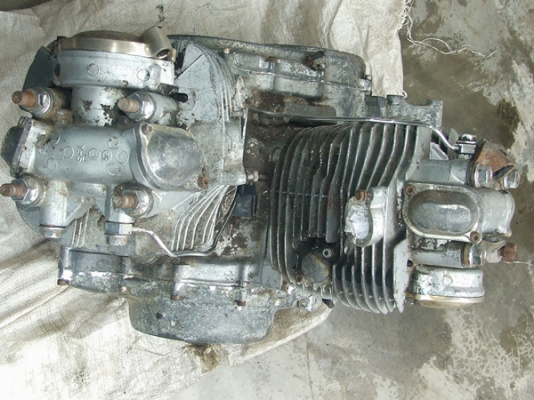 ขายเครื่องYAMAHA XV750 CC ราคา 3,400 บาท (ร้อนเงิน)