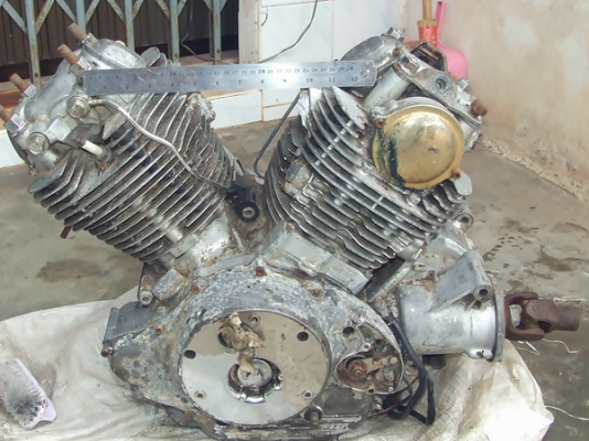 ขายเครื่องYAMAHA XV750 CC ราคา 3,400 บาท (ร้อนเงิน)