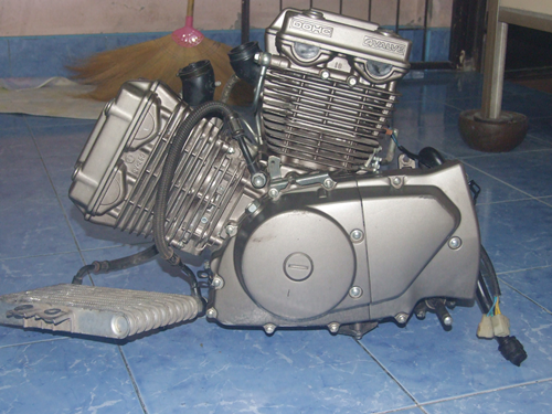 ขายเครื่องมอไซค์ HYOSUN 250 CC ราคา 2200 บาท