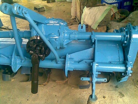 ขายด่วนจอบหมุนโฮเวิด แทรกเตอร์ขนาดใหญ่