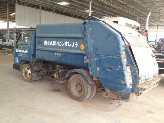 ขาย NPR หัวกล่อง เครื่อง 110 NGV กระบะคาร์โก้สภาพสวยราคาไม่แพง