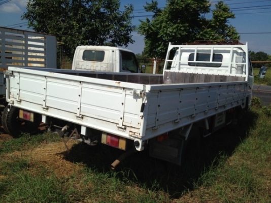 ขาย NPR หัวกล่อง เครื่อง 110 NGV กระบะคาร์โก้สภาพสวยราคาไม่แพง สนใจโทร