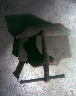 ปากกาจับชิ้นงานญี่ปุ่น