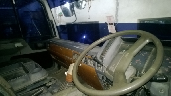 6ล้อดั้มFF3H 195แรง รถออกห้างแท้ ดั้ม3มิตร รถบ้าน