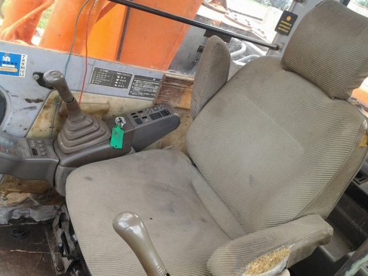 ลดกระหน่ำ!!!HITACHI EX120-2 เก่านอกไม่เคยใช้งานในไทย 890,000 บ. ไฟฟ้าเต็มบูมอาร์มพิเศษ เก็บรั่วซีมเรียบร้อย(พร้อมทำเล่มทะเบียนเรียบรัอย) 890,000