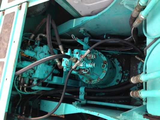 ขาย KOBELCO SK 200-6 สภาพสวย พร้อมใช้งาน สนใจติดต่อ 081-4283210