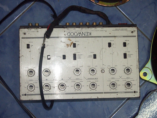 kenwood กับ ฟรีแอมในภาพ 100