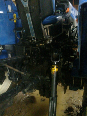 ขายดาวน์New Holland TT75 ขายดาวน์New Holland TT75