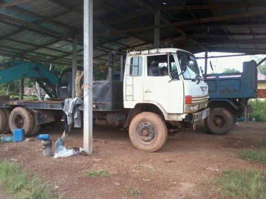 KOBELCOแพคคู่ครัM5-200 ซูเปอร์ เอกสารอินวอย พร้อมหางปลา2เพลา F18 เครื่องEH700 มีเกียรสโลว์กลาง เล่มทะเบีียนพร้อม