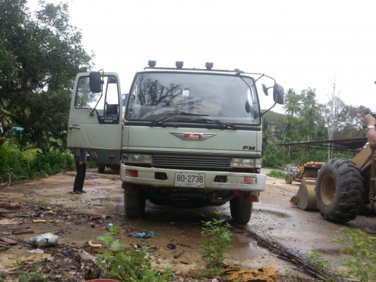 ขายสิบล้อดัมพ์   HINO 1M 220 2 คัน ล็อคกี้ 240 1 คัน( รวม 3 คัน)