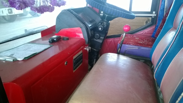 รถบัสHINO เครื่อง195แรง HO7Dยาง8.25-16 ที่นั่งหลัง38ที่..สภาพสวย พร้อมใช้ สีสวย ภายในสวย