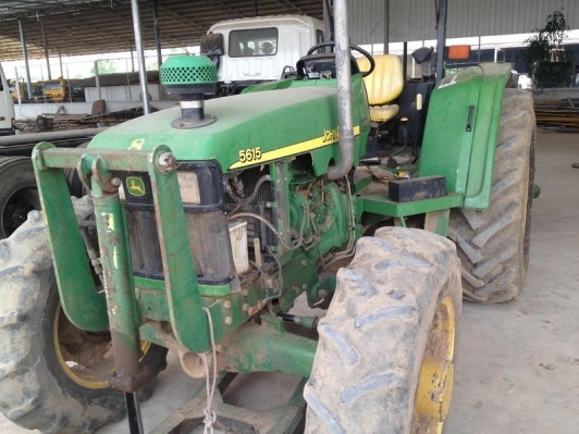 อีกคันรุ่น 5615 80 แรง ครับ ขับ 4 ล้อ สภาพใหม่มากสนใจโทรมาก่อนต่อรองราคาได้ครับคุยกันก่อนครับ สนใจ โทร.081-2659193 คุณสุวรรณ  081-8789119 คุณสุขเกษม 085-4795337 คุณวิยะดา 044-389074