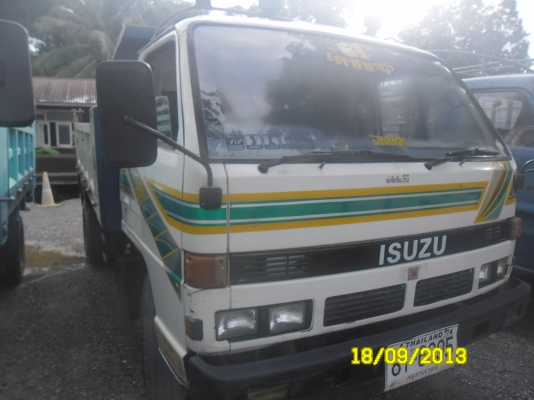 ขาย หกล้อดั้ม NPR