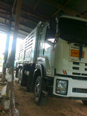 ขายดาวน์ ISUZU 360ปี54พ่วงแม่ลูกกระบะสามมิตรรอลเฉียง สภาพสวยพร้อมใช้ ราคาต่อรองได้ ติดต่อได้ที่คุณ อ๊อฟ พิจิตร086-737-9991