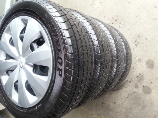 ยางป้ายแดงพร้อมล้อกระทะขอบ15 ถอดจากวีออส2013 ป้ายแดง