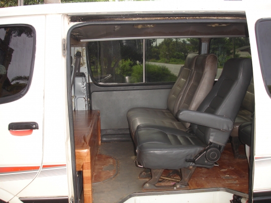 ขายรถตู้