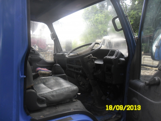 ขาย NQR หัวกาตูน ปี 52 ขาย NQR หัวกาตูน ปี 52