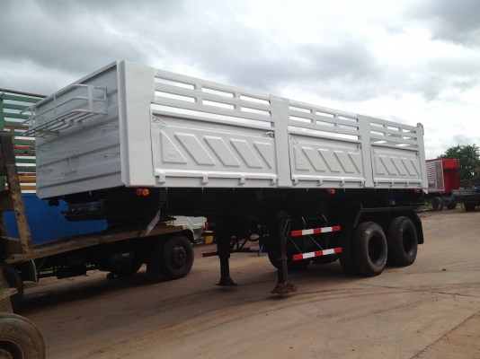 รายละเอียด ขายเทลเลอร์ดั้ม ยาว 8 เมตร สูง 1.5 เมตร ดั้มขึ้นใหม่ทั้งคัน ตามสภาพหรือเก็บงานให้ใหม่ครับ   ศูนย์รวมรถบรรทุก มากมายหลายแบบ ทั้ง 10 ล้อ 12 ล้อ หัวลาก และอื่นๆอีกมากมาย สนใจติดต่อ  081-2659193 คุณสุวรรณ 081-8789119 คุณสุขเกษม 085-3034416 คุณวิยะด