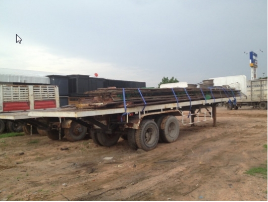 ขาย หางเทรลเลอร์ 2 เพลาพื้นเรียบมีทะเบียนทุกหาง ยาว 9 เมตร กว้าง 2.50 เมตร  ตามสภาพหางสภาพสวยครับมี 3 หางครับ โทร.081-2659193 คุณสุวรรณ  081-8789119 คุณสุขเกษม  085-3034416 คุณวิยะดา 085-4795337 คุณเล๋ก  044-389074