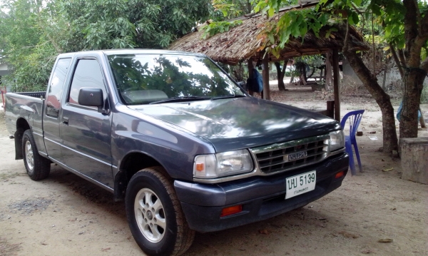 ขายรถ ISUZU แป๊ะยิ้ม 195,000 บาท