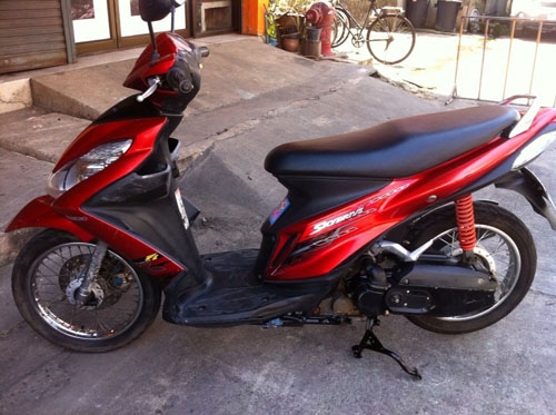 skydrive ปี 52 สีแดง รถบ้าน เดิมๆ เครื่องแน่นๆ ไม่หลวม ไม่มีควันขาว เอกสารครบถ้วน ทดลองขับก่อนได้จ้า