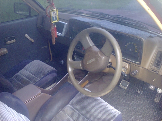 อีซุซุ KB 2500ฝาทอง 87 แคป 79000บาทด่วนเลย เครื่องเดิมเดิมสวยสวยไม่มีไอ