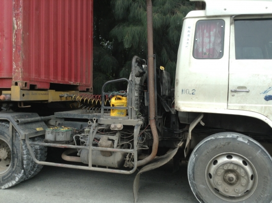 ขายสิบล้อ2เพลาหัวลากHINO FM221LA เครื่องEM100พร้อมใช้วิ่งงานทุกวัน.