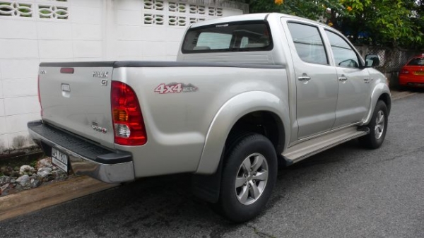 Toyota Vigo 4WD ปี'08 ราคาต่อรองกันได้ครับ