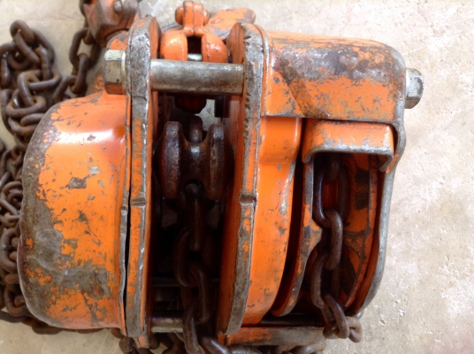 ต้องการขายรอกยกของญี่ปุ่น ยี่ห้อVital ขนาด 2 ตัน