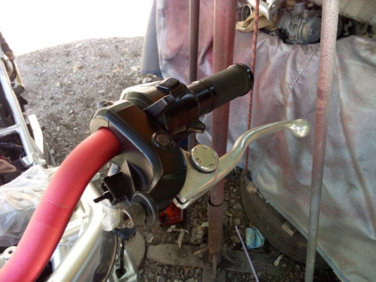 ขาย CB1 400cc ทะเบียนแท้ พร้อมโอน ภาษีไม่ขาดต่อ