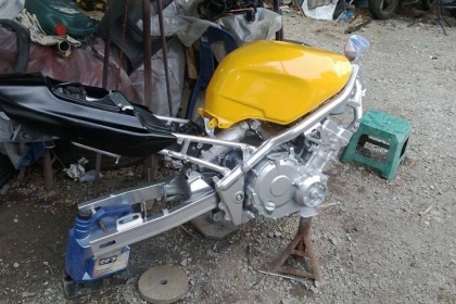 ขาย CB1 400cc ทะเบียนแท้ พร้อมโอน ภาษีไม่ขาดต่อ