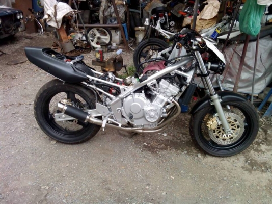 ขาย CB1 400cc ทะเบียนแท้ พร้อมโอน ภาษีไม่ขาดต่อ