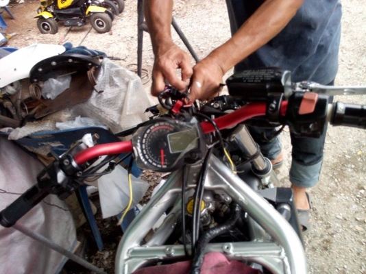 ขาย CB1 400cc ทะเบียนแท้ พร้อมโอน ภาษีไม่ขาดต่อ