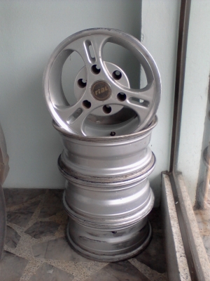 ล้อแม็ก 14 นิ้ว 6/139 มม.สวย ๆ