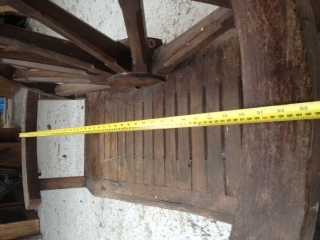 ชุดโต๊ะไม้เก่า