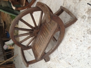 ชุดโต๊ะไม้เก่า