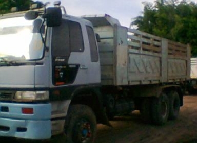 เจ้าของฝากขาย Hino 2K ปี40 ดัมพ์สามมิตร ยางใหม่ 8 เส้น โทร 088-4501277